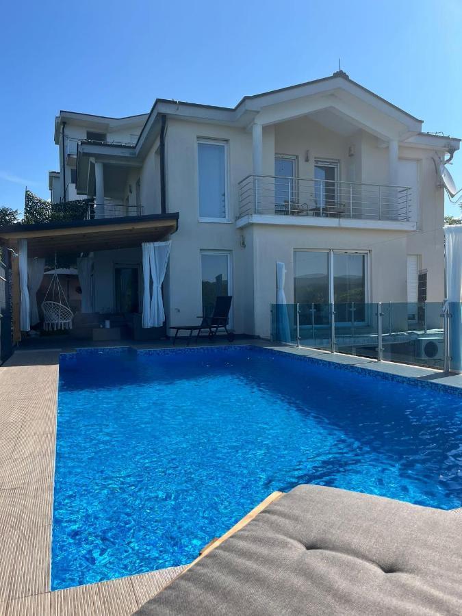Ferienhaus Siroki Brijeg Экстерьер фото
