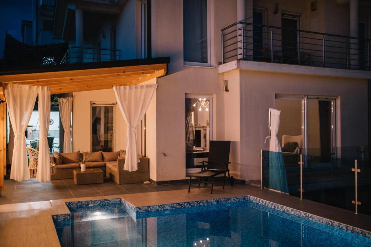Ferienhaus Siroki Brijeg Экстерьер фото