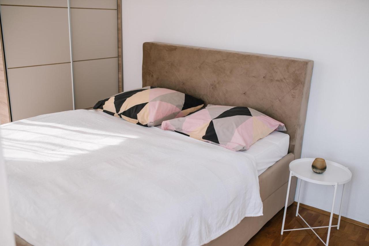 Ferienhaus Siroki Brijeg Экстерьер фото