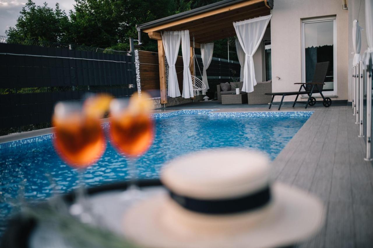 Ferienhaus Siroki Brijeg Экстерьер фото