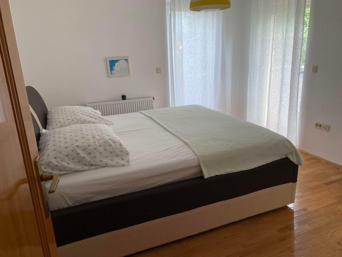 Ferienhaus Siroki Brijeg Экстерьер фото
